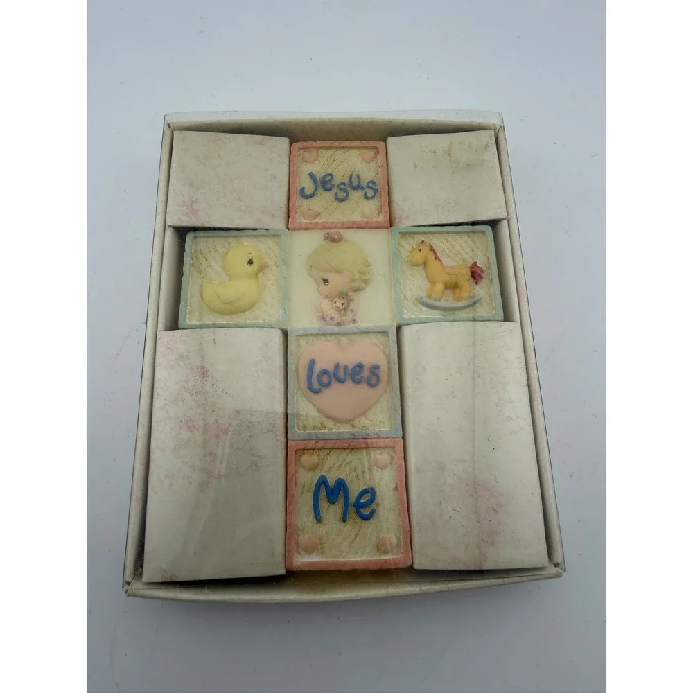 Precious Moments Jesus Loves Me Cross Keepsake Box Enesco 701114 1999